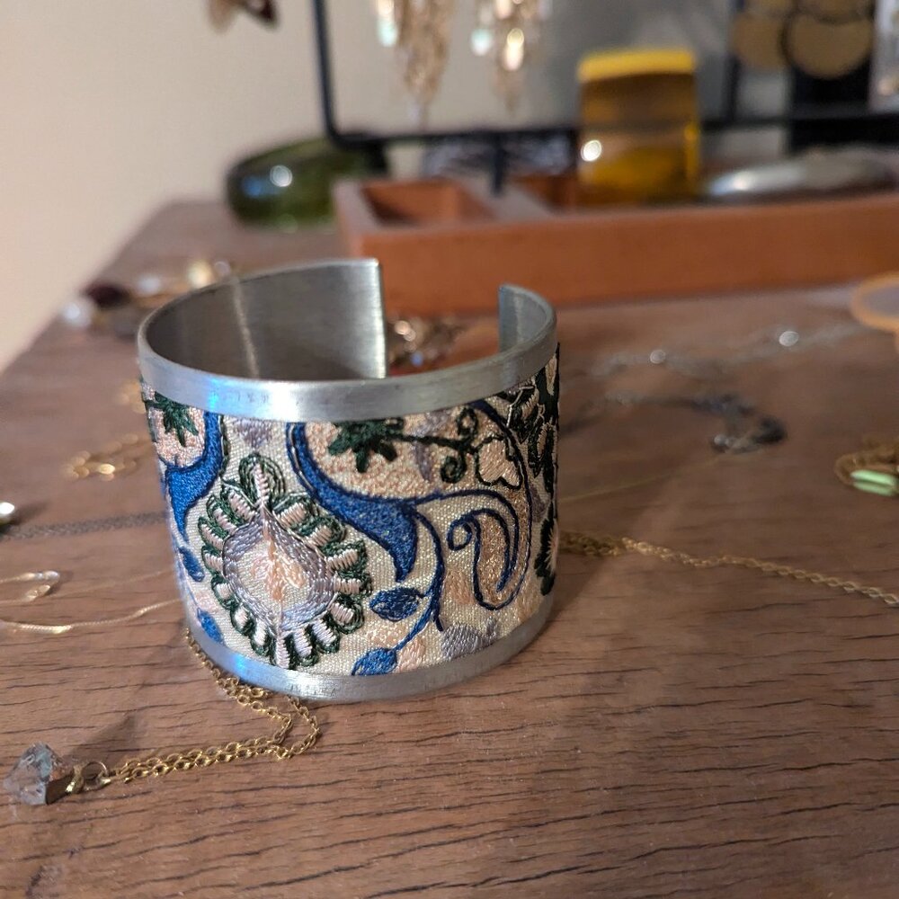 Cuff bracelet